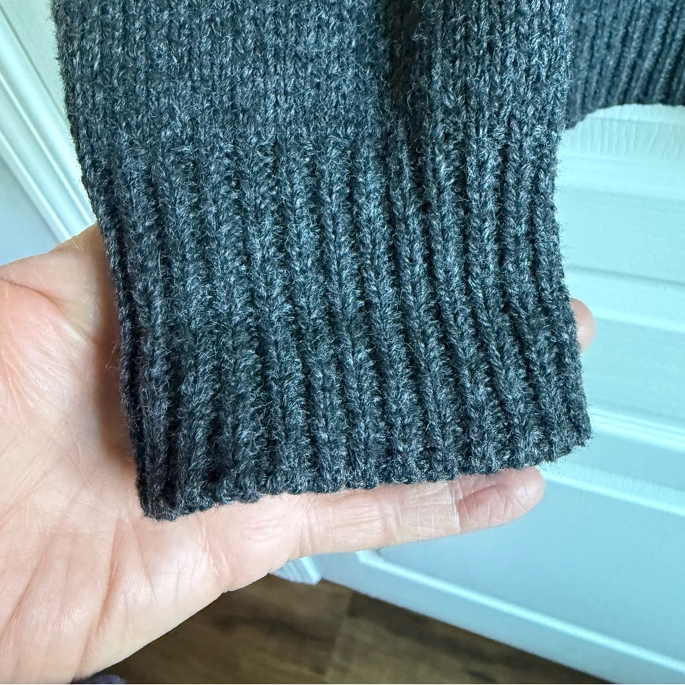 Loft Charcoal Gray Crewneck Sweater With Lavender Bead Embellishments Size S - Picture 9 of 13